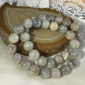 NATURAL LABRADORITE GEMSTONE STRETCH BRACELETS